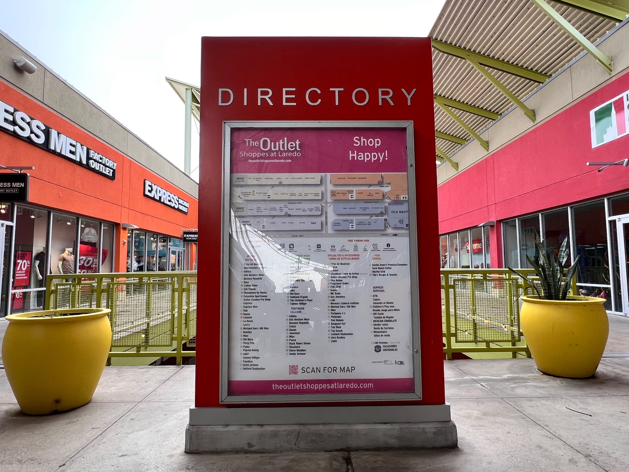 The Outlet Shoppes at Laredo